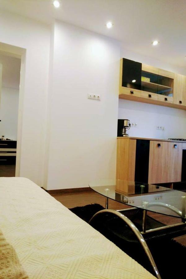 Luxury Accommodation Republicii Brasov Exterior photo